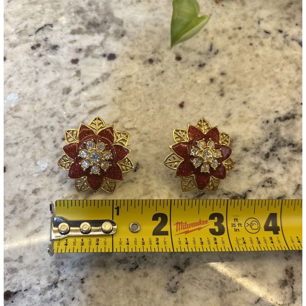 Vintage AVON Festive Sparkle Red Christmas‎ Poinsettia Clip On Earrings. - Picture 6 of 8
